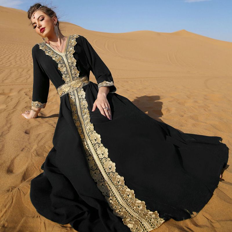 Middle East Vintage Elegant Women Caftan Kaftan Dress With Lace Embroidered