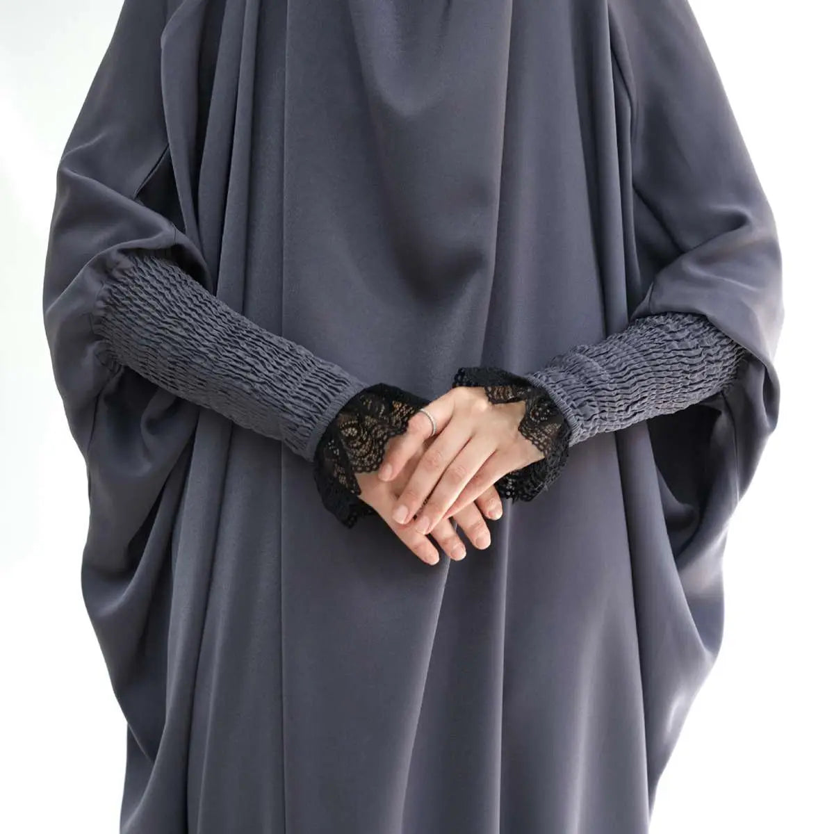 جلباب عباية صلاة بأكمام من الدانتيل الساتان