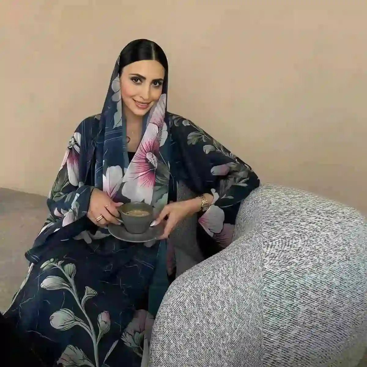 فستان عباية مفتوح من كارديجان مطبوع للنساء المسلمات في دبي مع حجاب متناسق #25237
