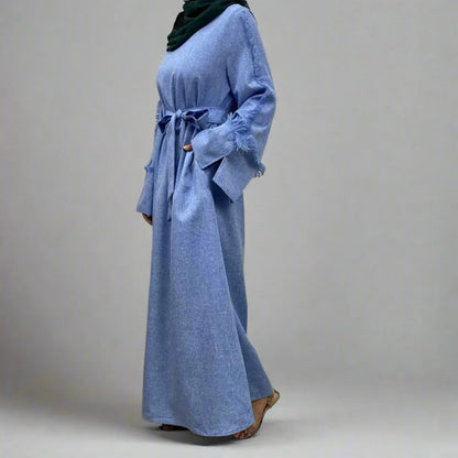 عباية عربية سادة بتصميم محتشم