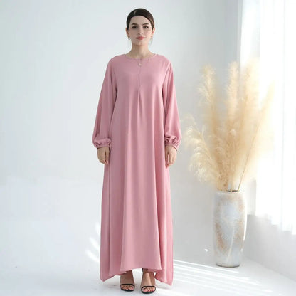 عباية نسائية مسلمة بأكمام طويلة