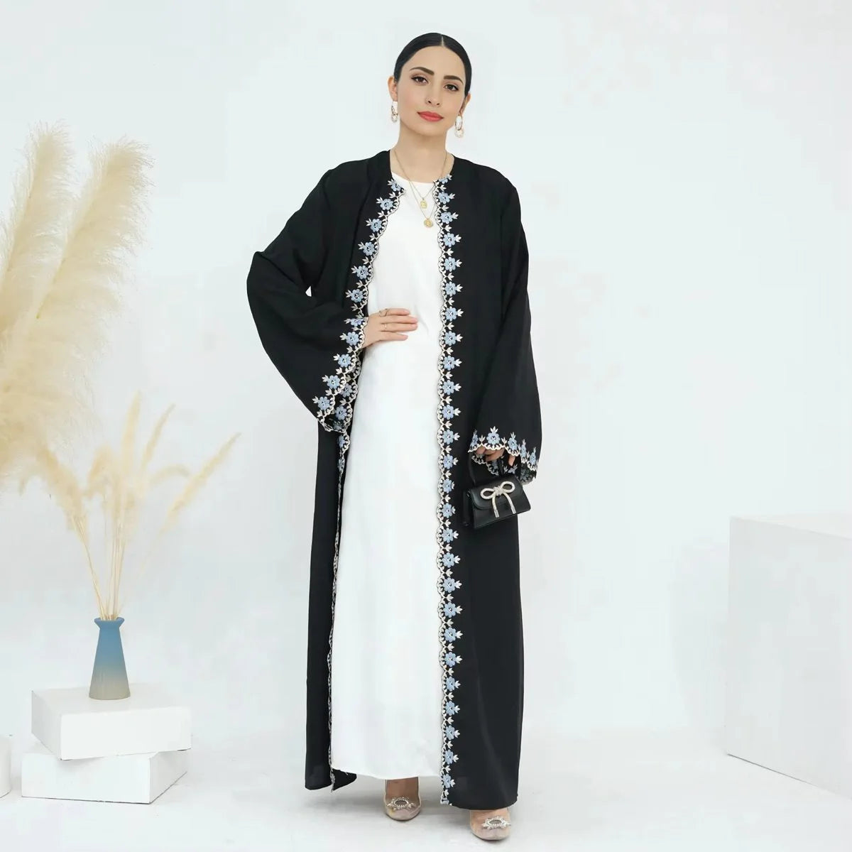فستان نيدا كارديجان مفتوح من العباءة المطرزة بالورود #24909