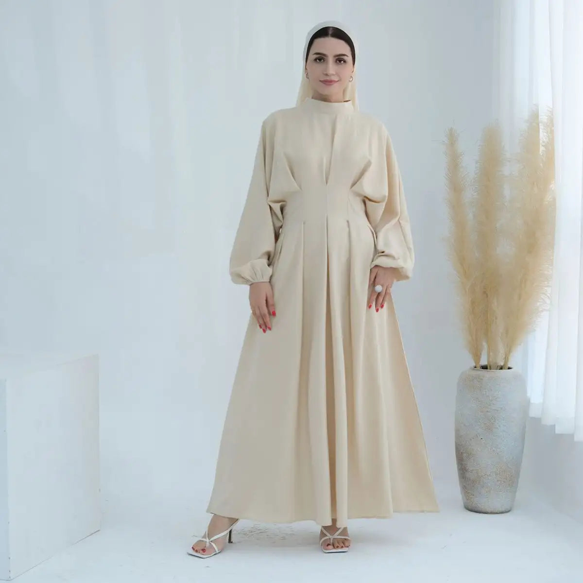 عباية نسائية مسلمة بأكمام مرنة من الكتان